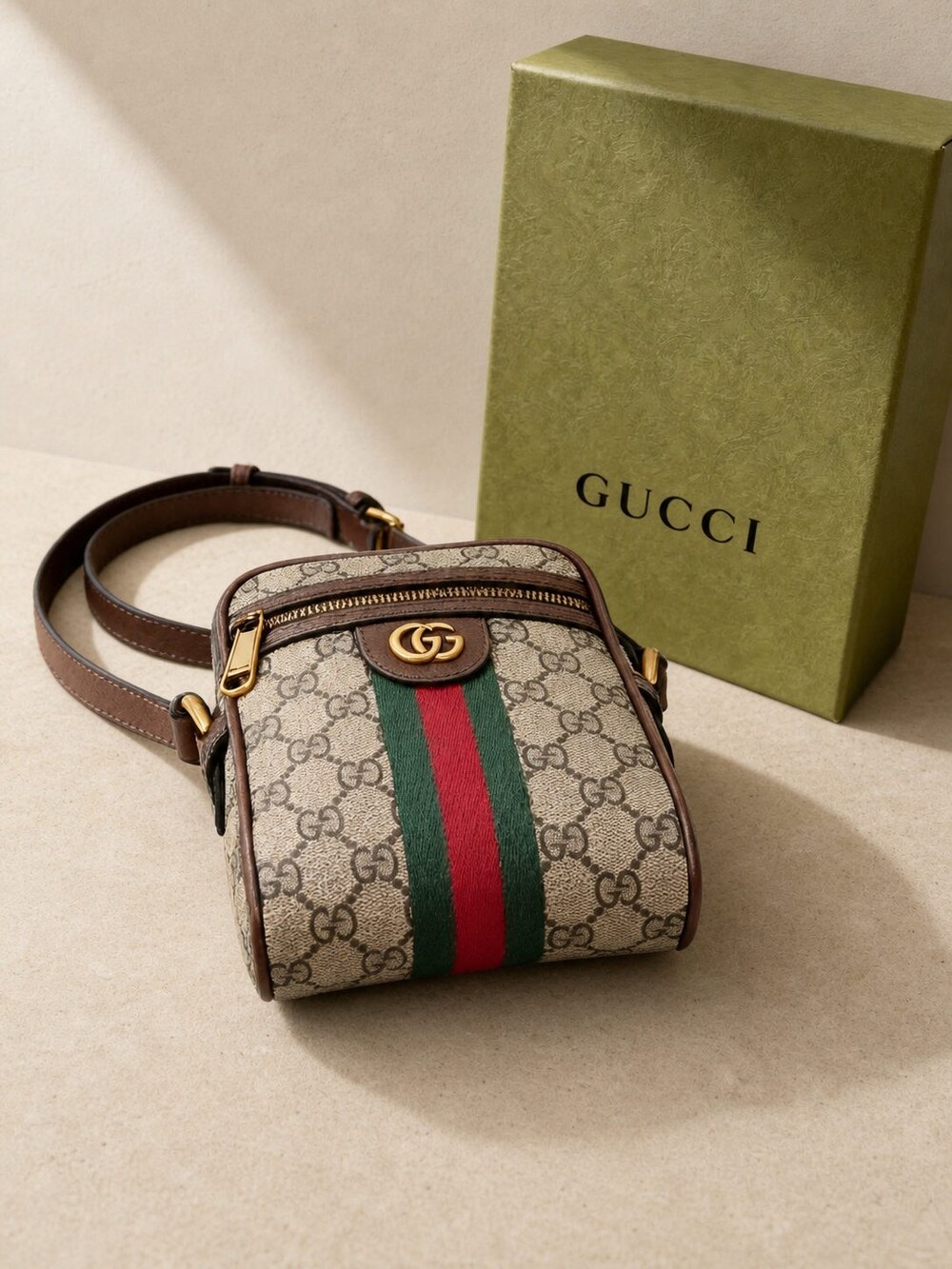 Gucci Small Ophidia Shoulder Purse in Beige Ebony GG Supreme Canvas - Picture 2 of 6